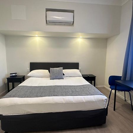 Puffers Inn Loganholme Esterno foto