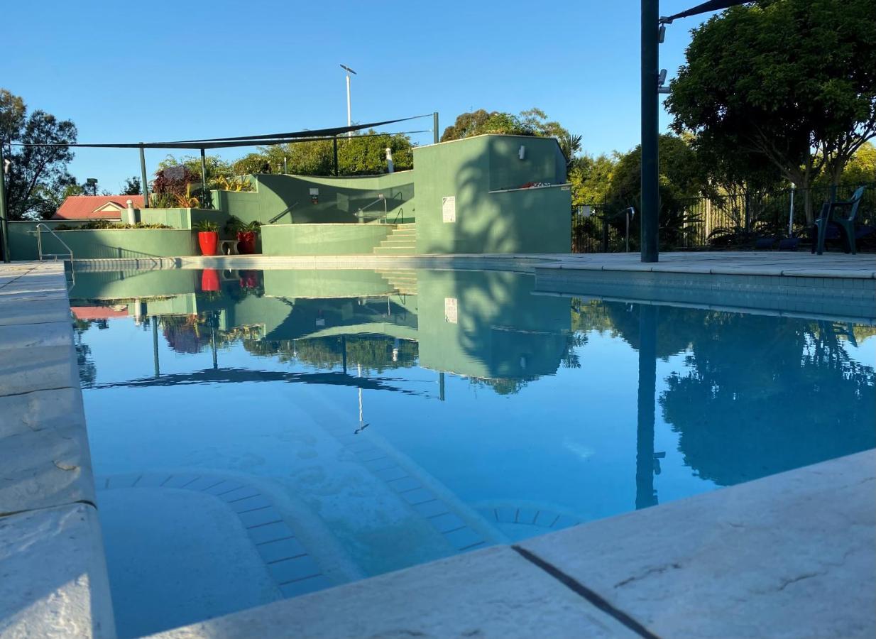 Puffers Inn Loganholme Esterno foto