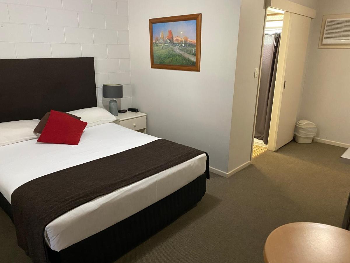 Puffers Inn Loganholme Esterno foto