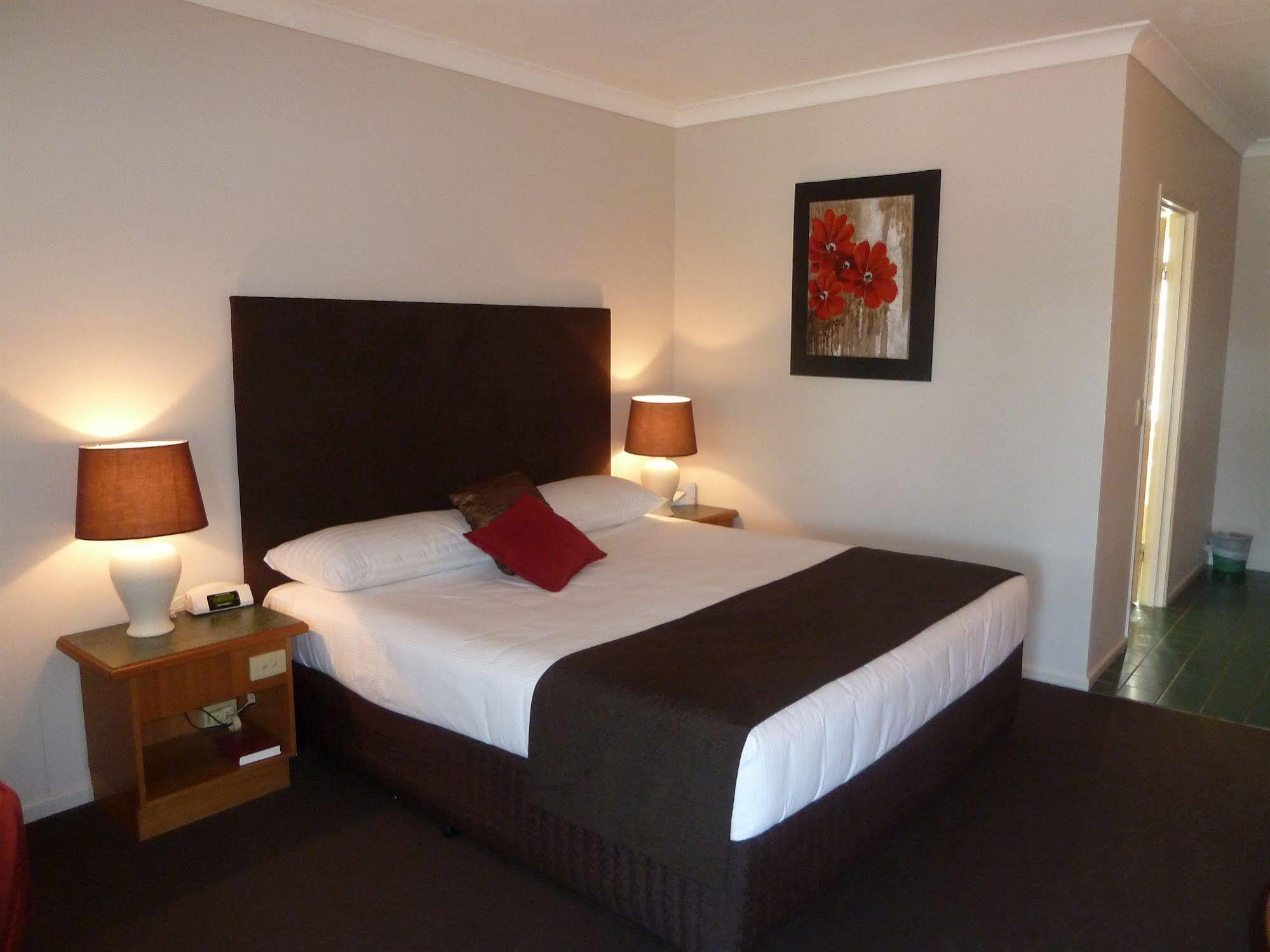Puffers Inn Loganholme Esterno foto