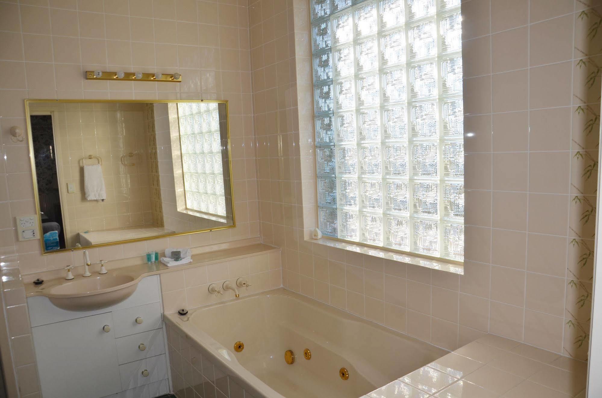 Puffers Inn Loganholme Esterno foto